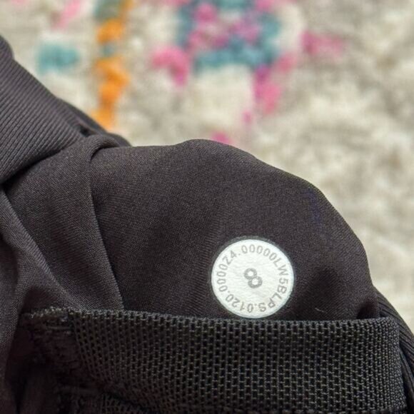 Lululemon On the Fly 7/8 Pant Black Mid Rise Full-On Luxtreme 27" Women’s 8 - Picture 9 of 9